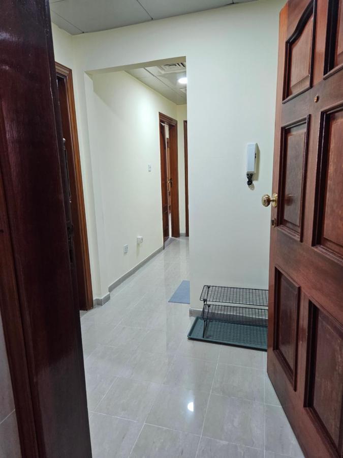 Oasis Hostel Абу-Даби Экстерьер фото